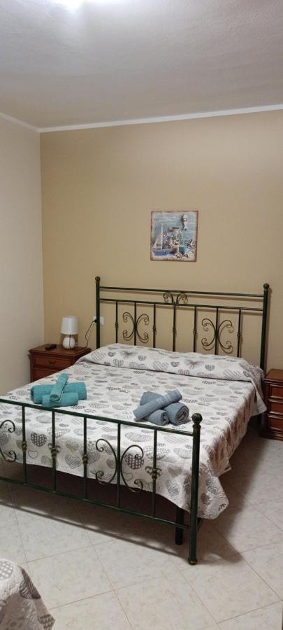 Suite Guesthouse A Pochi Passi Dal Mare Sassari Habitación foto
