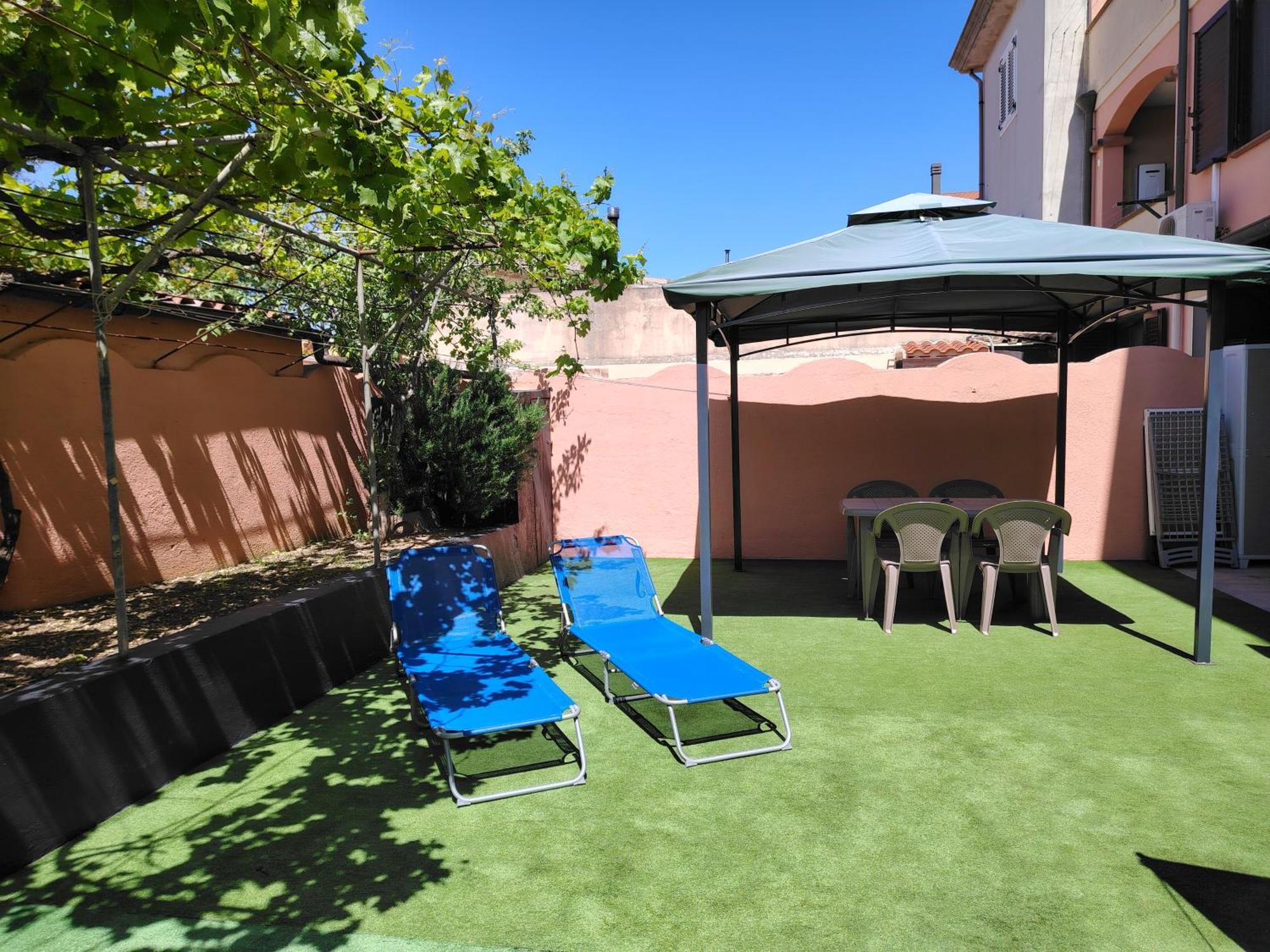 Suite Guesthouse A Pochi Passi Dal Mare Sassari Exterior foto